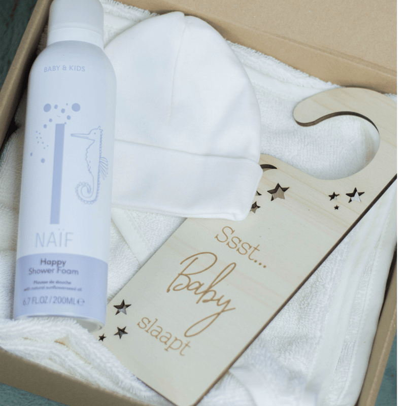 kraamcadeaubox zwangerschap neutral wit