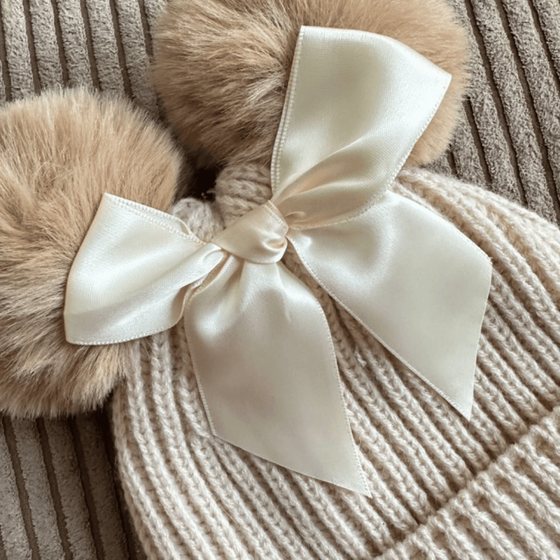 winter muts baby peuter 0 - 2 jaar beige pompomps